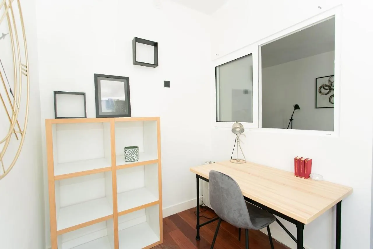 Sacre Coeur - Montmartre City Apartment