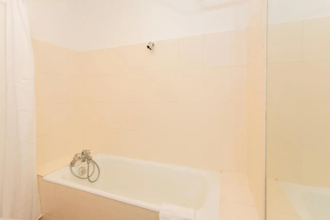 Sacre Coeur - Montmartre City Apartment