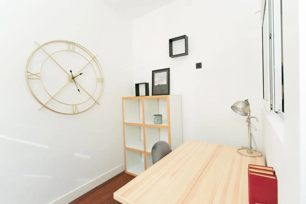 Sacre Coeur - Montmartre City Apartment